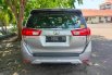 Toyota Kijang Innova V A/T Gasoline 2016 Silver 2