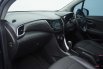 Chevrolet Trax Turbo LTZ AT 2017 Abu Abu 6