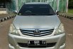 Promo Toyota Kijang Innova V MT 2010 murah , Service Record 1