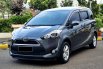 Dp Murah Toyota Sienta G 1.5L AT 2016 Gray 3