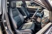 Honda CR-V Prestige 2017 Abu-abu KM Antik 14