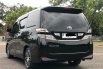 Toyota Vellfire ZG Premium Sound at  2010 Hitam 4