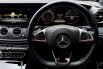 Lokasi jakarta Mercedes-Benz E-Class E 300 2018 Putih km 18 ribuan sunroof cash kredit proses bisa 11