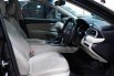 Toyota Camry 2.5 V 2019 Hitam 5