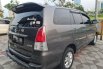 Toyota Kijang Innova 2.0 G mulus terawat Tahun 2010 6