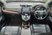 Honda CR-V 1.5L Turbo Prestige 2017 SUV dark olive 9