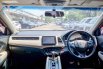 HONDA HRV PRESTIGE 1.8 CVT AT MATIC 2018 FACELIFT PUTIH , KM LOW 15RB!! 4