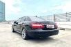 Mercedes Benz E250 CGI Tahun 2009 Matic Hitam 2