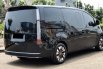 Lokasi jakarta Hyundai Staria Signature 7 2021 hitam km 16rb record cash kredit proses bisa dibantu 5