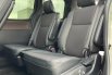 Toyota Voxy 2.0 A/T 2018 14