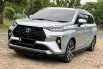 Toyota Veloz Q CVT A/T 2022 Silver 1