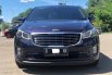 Kia Grand Sedona Ultimate 2017 Biru 1