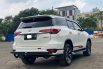 Toyota Fortuner 2.4 VRZ TRD AT 2019 Putih 3