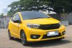 Honda Brio Satya E CVT 2023 Kuning NEW 2