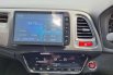 Honda HR-V 1.5L E CVT AT Matic 2017 Putih 5