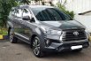 Lokasi jakarta Toyota Kijang Innova V 2021 Abu-abu matic km 13rb dp 75 jt saja 1