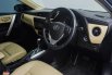 Toyota Corolla Altis V 2017 Hitam 11