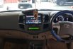 Toyota Fortuner 2.5 G Diesel A/T ( Matic ) 2013 Putih Tangan 1 Good Condition 4