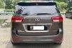 Kia Grand Sedona Ultimate 2017 Coklat 6