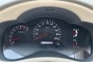 Toyota Kijang Innova V 2.0 MT 2010 Good Condition 10