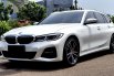 BMW 3 Series 320i M Sport 2021 Wagon touring km 8rban putih cash kredit proses bisa dibantu 7