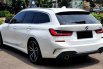 BMW 3 Series 320i M Sport 2021 Wagon touring km 8rban putih cash kredit proses bisa dibantu 11