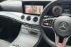 Mercedes-Benz E-Class E 300 SportStyle Avantgarde Line 2019 km 1 ribuan abu cash kredit proses bisa 10