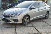 Honda city e at 2018 silver 5