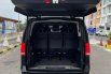 Mercedes-Benz V-Class V 220 2016 Hitam 6