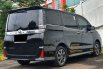 Dp Murah Toyota Voxy 2.0L AT 2019 Hitam 7