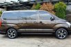 Hyundai H-1 Royale 2018 coklat km 56 rban record cash kredit bisa 7