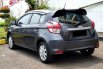 Jual mobil Toyota Yaris 2017 abu dp 15 jt km 58rban cash kredit proses bisa dibantu 5