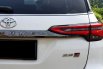 Toyota Fortuner New  4x2 2.8 A/T DSL GR Sport 2022 putih km 8 rban dp 75 jt tangan pertama dari baru 5