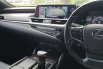 Lexus ES 300h Ultra Luxury Hitam km24rban sunroof siap pakai cash kredit proses bisa dibantu 5
