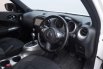 Nissan Juke RX Black Interior 2016 7