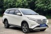 Daihatsu Terios 1.5 R Deluxe SUV AT 2018 PUTIH Dp 14,9 Jt No Pol Ganjil 1