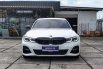 BMW 3 Series 330i 2019 Putih Matic Low KM 1