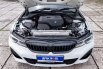 BMW 3 Series 330i 2019 Putih Matic Low KM 14