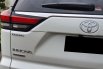 Toyota Kijang Innova Zenix Q Hybrid modelista 2023 putih ready gak perlu indent cash kredit bisa 9