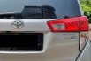 SIAP PAKAI! Toyota Kijang Innova 2.4 G Diesel AT 2018 Silver 7