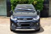 Km31rb record chevrolet trax premier turbo 2018 hitam sunroof tangan pertama dari baru cash kredit 1