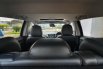 Km31rb record chevrolet trax premier turbo 2018 hitam sunroof tangan pertama dari baru cash kredit 5
