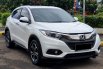 Km21rb Honda HR-V 1.5L E CVT 2018 facelift putih pemakaian 2019 pajak panjang siap pakai 2