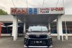 Toyota Voxy 2.0 A/T 2018 Hitam 2