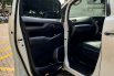 Toyota Vellfire 2.5 G Van Wagon ATPM 2019 Putih Km 20 Rb Dp 25,9 jT No Pol Genap 15