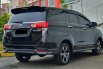 Dp50jt km 23 rb Toyota Kijang Innova 2.0L Venturer Facelift Bensin AT 2021 Hitam Metalik matic 5