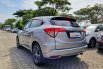 Super terawat HONDA HRV 1.8 PRESTIGE FACELIFT AT MATIC 2018 ABU-ABU 2