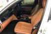 BMW 3 Series 320i 2018 Putih 9