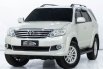 TOYOTA NEW FORTUNER (SILVER METALLIC)  TYPE G LUX 2.7 A/T (2012) 2