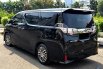 Toyota Vellfire ZG AT 2016 Hitam 4